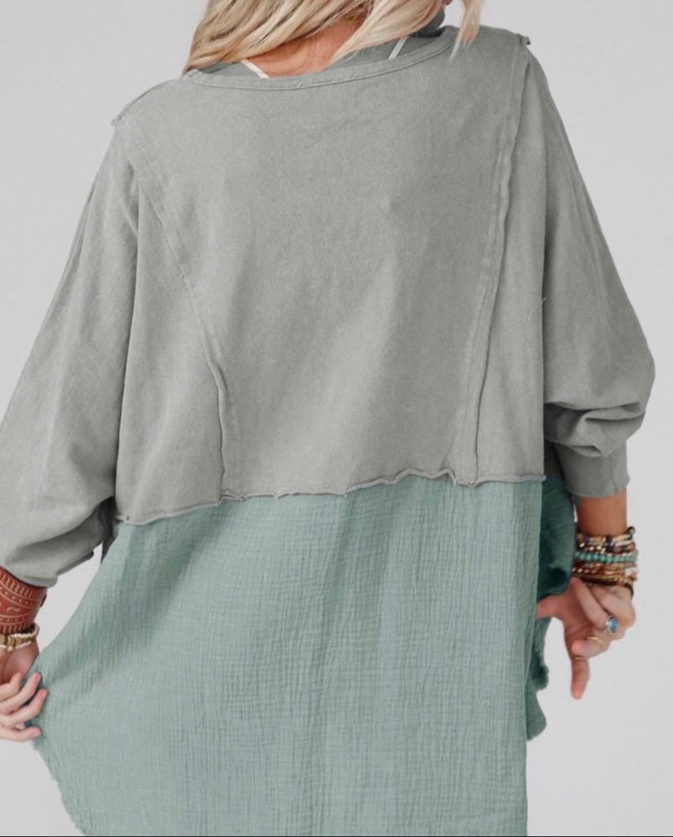 Splicing raw hem over size blouse